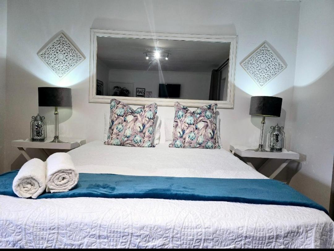 Zhantique Guest House 1- Unit 5 Boksburg Luaran gambar